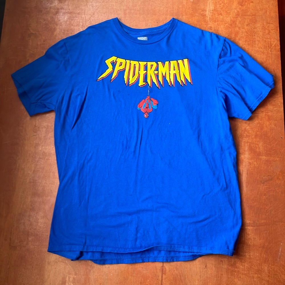 Marvel Spider-Man T-Shirt — XL